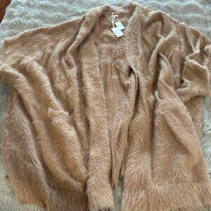 NWT Beige Fuzzy Cardigan Aerie Shortsleeve L/XL